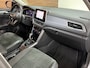 Volkswagen T-Roc 1.5 TSI Style | Panoramadak | ACC | Park Assist | LED Plus | Virtual Cockpit | Camera | 18 Inch | CarPlay