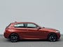 BMW 1-Serie 118i High Executive M-Sport Automaat | Navigatie Professional | DAB | Apple CarPlay | PDC Voor en achter | Stoelverwarming