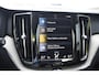 Volvo XC60 T8 390PK Automaat Plug-in hybrid AWD Inscription / Head-up display / Elektrisch glazen panoramisch schuifdak / Achteruitrijcamera / Elektrisch bedienbare voorstoelen met geheugen / Verwarmbare stoelen / Keyless entry / Elektrische achterklep
