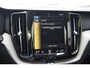 Volvo XC60 T8 390PK Automaat Plug-in hybrid AWD Inscription / Head-up display / Elektrisch glazen panoramisch schuifdak / Achteruitrijcamera / Elektrisch bedienbare voorstoelen met geheugen / Verwarmbare stoelen / Keyless entry / Elektrische achterklep