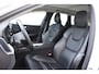 Volvo XC60 T8 390PK Automaat Plug-in hybrid AWD Inscription / Head-up display / Elektrisch glazen panoramisch schuifdak / Achteruitrijcamera / Elektrisch bedienbare voorstoelen met geheugen / Verwarmbare stoelen / Keyless entry / Elektrische achterklep