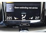 Volvo XC60 T8 390PK Automaat Plug-in hybrid AWD Inscription / Head-up display / Elektrisch glazen panoramisch schuifdak / Achteruitrijcamera / Elektrisch bedienbare voorstoelen met geheugen / Verwarmbare stoelen / Keyless entry / Elektrische achterklep
