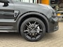 Lynk & Co 01 1.5 PHEV Hybrid 261 pk - Black Edition - 360 camera - zwarte hemel