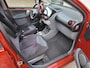 Toyota Aygo 1.0-12V Aspiration Red /Nieuwe apk bij aflevering/AUTOMAAT/carplay/Airco/Lm velgen/5 drs.