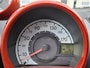 Toyota Aygo 1.0-12V Aspiration Red /Nieuwe apk bij aflevering/AUTOMAAT/carplay/Airco/Lm velgen/5 drs.