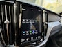 Volvo XC60 2.0 B5 Momentum Pro