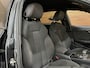 Audi A4 Avant 1.4 TFSI Sport S line black edition | 150 PK | 19 Inch | Navigatie | Camera | Side Assist | Stoelverwarming