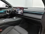Lynk & Co 08 Business