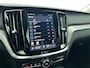 Volvo V60 2.0 B4 Core | ACTIE | Van 66306 voor 61950 | Lederen bekleding |