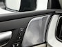 Volvo XC60 2.0 T8 AWD Ultra Dark | Bowers & Wilkens | Pano | Leder |