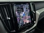 Volvo XC60 2.0 T6 AWD Ultimate Dark | Panorama dak | Trekhaak |