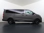 Toyota ProAce Worker L3 2.0D-4D 177PK Automaat Leder Dubbele Cabine 5-Persoons Stoelverwarming Trekhaak Camera 3D-Navi Ecc Apple Carplay Android Auto Sidebar Lmv 17" Privacy Glas Betonplex Vloer Wandbetimmering 1e Eigenaar 2.500KG Trekgewicht 400NM