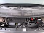 Toyota ProAce Worker L3 2.0D-4D 177PK Automaat Leder Dubbele Cabine 5-Persoons Stoelverwarming Trekhaak Camera 3D-Navi Ecc Apple Carplay Android Auto Sidebar Lmv 17" Privacy Glas Betonplex Vloer Wandbetimmering 1e Eigenaar 2.500KG Trekgewicht 400NM