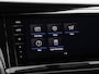 Volkswagen Transporter 2.0 TDI 150pk DSG L2H3 28 Bulli · Camera · Apple/Android Car Play · Trekhaak · Adaptive Cruise Control · Alarmklasse 3 · Navigatie · Elek. Inklapbare Spiegels ·