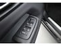 Volvo XC60 2.0 T6 Plug-in hybrid AWD Plus Black Edition | Pano-dak | Trekhaak | 360 camera | H&K Audio |