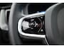 Volvo XC60 2.0 T6 Plug-in hybrid AWD Plus Black Edition | Pano-dak | Trekhaak | 360 camera | H&K Audio |