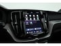Volvo XC60 2.0 T6 Plug-in hybrid AWD Plus Black Edition | Pano-dak | Trekhaak | 360 camera | H&K Audio |