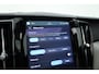 Volvo XC60 2.0 T6 Plug-in hybrid AWD Plus Bright | Prijs rijklaar | Trekhaak | Pano-dak | Camera | 4x Stoel + stuurverw. | 20 inch |