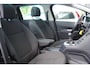 Peugeot 5008 1.2 PureT. Style 7p.| Camera | Trekhaak | Cruise | 7 Persoons!