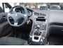 Peugeot 5008 1.2 PureT. Style 7p.| Camera | Trekhaak | Cruise | 7 Persoons!