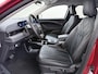 Ford Mustang Mach-E Extended RWD 98kWh SOH 94% Trekhaak Adap.Cruise B&O-Audio Leder 360°Camera Stoel+Stuurverwarming Navi Ecc Apple Carplay Android Auto Lmv 18" Privacy Glas Pdc Voorruitverwarming DAB Elek.Achterklep Keyless Dodehoekwaarschuwing 1e Eigenaar 750KG Trekgewicht Origineel Nederlandse Auto