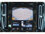 Volvo XC40 T4 Recharge Plus Dark - Intellisafe Assist/Surround - Sensus navigatie - Harman Kardon Audio - Elektrisch bedienbare voorstoelen - Verwarmbare voorstoelen - Parkeercamera - LED koplampen - Mistlampen - Trekhaak semi elektrisch inklapbaar