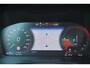 Volvo XC40 T4 Recharge Plus Dark - Intellisafe Assist/Surround - Sensus navigatie - Harman Kardon Audio - Elektrisch bedienbare voorstoelen - Verwarmbare voorstoelen - Parkeercamera - LED koplampen - Mistlampen - Trekhaak semi elektrisch inklapbaar