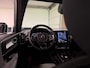 Volvo XC40 T4 Recharge Plus Bright | Trekhaak | Harman Kardon | All Season banden | Bestuurdersstoel elektrisch geheugen | Adaptieve Cruise Control | Stoel en Stuurwielverwarming | Parkeercamera | Pilot Assist | BLIS Dode Hoek Detectie | Parkeersensoren voor+achter | Passagiersstoel elektrisch | 18 Inch | Zitting velenging voorstoelen | Keyless Drive | Climate Control L+R | Regensensor | Privacy Glass | Automatisch dimmende binnen en buitenspiegels | Elektrisch bedienbare achterklep | DAB Radio | Draadloos telefoon opladen | Apple Carplay/Android Auto | Volvo On Call met mobiele App functie | Onyx Black Metallic |