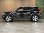 Volvo XC40 T4 Recharge Plus Bright | Trekhaak | Harman Kardon | All Season banden | Bestuurdersstoel elektrisch geheugen | Adaptieve Cruise Control | Stoel en Stuurwielverwarming | Parkeercamera | Pilot Assist | BLIS Dode Hoek Detectie | Parkeersensoren voor+achter | Passagiersstoel elektrisch | 18 Inch | Zitting velenging voorstoelen | Keyless Drive | Climate Control L+R | Regensensor | Privacy Glass | Automatisch dimmende binnen en buitenspiegels | Elektrisch bedienbare achterklep | DAB Radio | Draadloos telefoon opladen | Apple Carplay/Android Auto | Volvo On Call met mobiele App functie | Onyx Black Metallic |