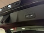 Volvo XC40 T4 Recharge Plus Bright | Trekhaak | Harman Kardon | All Season banden | Bestuurdersstoel elektrisch geheugen | Adaptieve Cruise Control | Stoel en Stuurwielverwarming | Parkeercamera | Pilot Assist | BLIS Dode Hoek Detectie | Parkeersensoren voor+achter | Passagiersstoel elektrisch | 18 Inch | Zitting velenging voorstoelen | Keyless Drive | Climate Control L+R | Regensensor | Privacy Glass | Automatisch dimmende binnen en buitenspiegels | Elektrisch bedienbare achterklep | DAB Radio | Draadloos telefoon opladen | Apple Carplay/Android Auto | Volvo On Call met mobiele App functie | Onyx Black Metallic |
