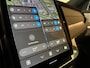 Volvo XC90 T8 AWD Recharge Ultra Black Executive Edit. | Full Option! | Bowers & Wilkins | Luchtvering | Stoelventilatie | Trekhaak | 360 Camera | Head-Up Display | Stoelmassage | 455pk | Adaptieve Cruise Control | Stoelverwarming voor+achter | Stuurwielverwarming | Schuifdak | 22 Inch | Full LED Matrix Meesturende koplampen | Gelamineerde/geluidwerende zijruiten | Pilot Assist | BLIS Dode Hoek Detectie | Alcantara hemelbekleding | Lederen handgrepen en zonnekleppen | Elektrische voorstoelen geheugen | Nappa Lederen bekleding | Zitting verlenging voorstoelen | Lederen Dashboard | Google Infotainment | Keyless Drive | Parkeersensoren voor+achter | Privacy Glass | Elektrisch bedienbare achterklep | Geïntegreerde zongordijnen achterportieren | Geïntegreerd kinderzitje achterin | Verlichte instaplijsten | 7-Persoons | 4-Zone Climate Control | DAB Radio | Apple Carplay/Android Auto | Alarm Klasse III | Draadloos telefoon opladen | Volvo On Call met mobiele App functie | Onyx Black Metallic |
