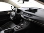 Lexus CT 200h Luxury Line | Dealer onderhouden | Mark Levinson Premium Surround | Memory Seat | Lederen bekleding | Stoelverwarming | Climate Control | Cruise Control Adaptive | Navigatie | Achteruitrijcamera |