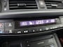 Lexus CT 200h Luxury Line | Dealer onderhouden | Mark Levinson Premium Surround | Memory Seat | Lederen bekleding | Stoelverwarming | Climate Control | Cruise Control Adaptive | Navigatie | Achteruitrijcamera |