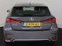 Lexus CT 200h Luxury Line | Dealer onderhouden | Mark Levinson Premium Surround | Memory Seat | Lederen bekleding | Stoelverwarming | Climate Control | Cruise Control Adaptive | Navigatie | Achteruitrijcamera |