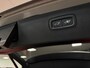 Volvo XC90 T8 AWD Recharge R-Design Long Range | Luchtvering | Stoelventilatie | Trekhaak | 360° Camera | Harman Kardon | 455pk | Schuifdak | Stoelmassage | Adaptieve Cruise Control | Stoelverwarming voor+achter | Stuurwielverwarming | 20 Inch | Full LED meesturende koplampen | Pilot Assist | BLIS Dode Hoek Detectie | Elektrische voorstoelen geheugen | Nappa lederen bekleding | Lederen dashboard | Elektrisch verstelbare zijwangen | Keyless Drive | Parkeersensoren voor+achter | Privacy Glass | Elektrisch bedienbare achterklep | Gelamineerde/geluidwerende zijramen | Geïntegreerde zongordijnen achterportieren | 7-Persoons | 4-Zone Climate Control | DAB Radio | Apple Carplay/Android Auto | Draadloos telefoon opladen | Verlichte instaplijsten | Volvo On Call met mobiele App functie | Bright Silver Metallic |