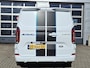 Ford E-Transit Cust. 340 L2H1 Sport 71 kWh | Nieuw!! | 370KM WLTP | 2.300 KG trekgewicht | Android/Apple Carplay | Voorstoelen/Stuur Verwarmd | Beide Kanten Schuifdeur | LM Velgen 17" | Airco |