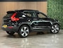 Volvo XC40 Recharge Plus | 96% SoH | Parkeercamera | All-season banden | Stoel en Stuurwielverwarming | 19 Inch | Microtech / alcantara bekleding met wit stiksel en bies | Zitting verlenging voorstoelen |  Google Infotainment | Keyless Drive | Parkeersensoren voor+achter | Privacy Glass | Elektrisch bedienbare achterklep | Draadloos telefoon opladen | DAB Radio | Apple Carplay/Android Auto | Volvo On Call met mobiele App functie | Onyx Black Metallic |