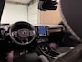 Volvo XC40 Recharge Plus | 96% SoH | Parkeercamera | All-season banden | Stoel en Stuurwielverwarming | 19 Inch | Microtech / alcantara bekleding met wit stiksel en bies | Zitting verlenging voorstoelen |  Google Infotainment | Keyless Drive | Parkeersensoren voor+achter | Privacy Glass | Elektrisch bedienbare achterklep | Draadloos telefoon opladen | DAB Radio | Apple Carplay/Android Auto | Volvo On Call met mobiele App functie | Onyx Black Metallic |