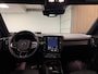 Volvo XC40 Recharge Plus | 96% SoH | Parkeercamera | All-season banden | Stoel en Stuurwielverwarming | 19 Inch | Microtech / alcantara bekleding met wit stiksel en bies | Zitting verlenging voorstoelen |  Google Infotainment | Keyless Drive | Parkeersensoren voor+achter | Privacy Glass | Elektrisch bedienbare achterklep | Draadloos telefoon opladen | DAB Radio | Apple Carplay/Android Auto | Volvo On Call met mobiele App functie | Onyx Black Metallic |