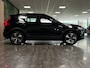 Volvo XC40 Recharge Plus | 96% SoH | Parkeercamera | All-season banden | Stoel en Stuurwielverwarming | 19 Inch | Microtech / alcantara bekleding met wit stiksel en bies | Zitting verlenging voorstoelen |  Google Infotainment | Keyless Drive | Parkeersensoren voor+achter | Privacy Glass | Elektrisch bedienbare achterklep | Draadloos telefoon opladen | DAB Radio | Apple Carplay/Android Auto | Volvo On Call met mobiele App functie | Onyx Black Metallic |