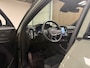 Volvo EX40 Single Motor Extended Range Ultra 82 kWh | 100% SoH | Schuifdak | 360° Camera | All Season banden | Harman Kardon | Adaptieve Cruise Control | Bestuurdersstoel elektrisch geheugen | Stoel en Stuurwielverwarming | 19 Inch | Passagiersstoel elektrisch | Microtech / alcantara bekleding met wit stiksel en bies | Zitting verlenging voorstoelen | Pilot Assist | BLIS Dode Hoek Detectie | Warmtepomp | Google Infotainment | Keyless Drive | Parkeersensoren voor+achter | Privacy Glass | Elektrisch bedienbare achterklep | Draadloos telefoon opladen | DAB Radio | Apple Carplay/Android Auto | Volvo On Call met mobiele App functie | Sage Green Metallic |