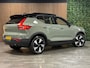 Volvo EX40 Single Motor Extended Range Ultra 82 kWh | 100% SoH | Schuifdak | 360° Camera | All Season banden | Harman Kardon | Adaptieve Cruise Control | Bestuurdersstoel elektrisch geheugen | Stoel en Stuurwielverwarming | 19 Inch | Passagiersstoel elektrisch | Microtech / alcantara bekleding met wit stiksel en bies | Zitting verlenging voorstoelen | Pilot Assist | BLIS Dode Hoek Detectie | Warmtepomp | Google Infotainment | Keyless Drive | Parkeersensoren voor+achter | Privacy Glass | Elektrisch bedienbare achterklep | Draadloos telefoon opladen | DAB Radio | Apple Carplay/Android Auto | Volvo On Call met mobiele App functie | Sage Green Metallic |