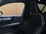 Volvo EX40 Single Motor Extended Range Ultra 82 kWh | 100% SoH | Schuifdak | 360° Camera | All Season banden | Harman Kardon | Adaptieve Cruise Control | Bestuurdersstoel elektrisch geheugen | Stoel en Stuurwielverwarming | 19 Inch | Passagiersstoel elektrisch | Microtech / alcantara bekleding met wit stiksel en bies | Zitting verlenging voorstoelen | Pilot Assist | BLIS Dode Hoek Detectie | Warmtepomp | Google Infotainment | Keyless Drive | Parkeersensoren voor+achter | Privacy Glass | Elektrisch bedienbare achterklep | Draadloos telefoon opladen | DAB Radio | Apple Carplay/Android Auto | Volvo On Call met mobiele App functie | Sage Green Metallic |