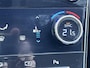 Hyundai Santa Fe 1.6 T-GDI PHEV Premium 4WD / Fabrieksgarantie tot 12-2029 / Dealer onderhouden / Afneembare Trekhaak / HUD / EAER 54 km / Camera 360° / Stoelventilatie / Stuur-, stoel- & achterbankverwarming / 20" LM wielen & All Season banden /