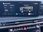 Hyundai Santa Fe 1.6 T-GDI PHEV Premium 4WD / Fabrieksgarantie tot 12-2029 / Dealer onderhouden / Afneembare Trekhaak / HUD / EAER 54 km / Camera 360° / Stoelventilatie / Stuur-, stoel- & achterbankverwarming / 20" LM wielen & All Season banden /
