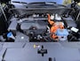 Hyundai Santa Fe 1.6 T-GDI PHEV Premium 4WD / Fabrieksgarantie tot 12-2029 / Dealer onderhouden / Afneembare Trekhaak / HUD / EAER 54 km / Camera 360° / Stoelventilatie / Stuur-, stoel- & achterbankverwarming / 20" LM wielen & All Season banden /