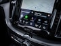 Volvo XC60 2.0 T6 Plug-in hybrid AWD Plus Dark - Long Range l Pano l H&K | 360 | Trekhaak