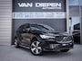 Volvo XC60 2.0 T6 Plug-in hybrid AWD Plus Dark - Long Range l Pano l H&K | 360 | Trekhaak