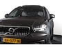 Volvo XC40 2.0 T4 190 PK Inscription Orig. NL | S/K-Panodak | Dig. Cockpit | Cruise | Winterpakket | Camera | NAV+App. Connect | ECC | Elek. Klep | Trekhaak | LM 19" |