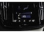 Volvo XC40 2.0 T4 190 PK Inscription Orig. NL | S/K-Panodak | Dig. Cockpit | Cruise | Winterpakket | Camera | NAV+App. Connect | ECC | Elek. Klep | Trekhaak | LM 19" |